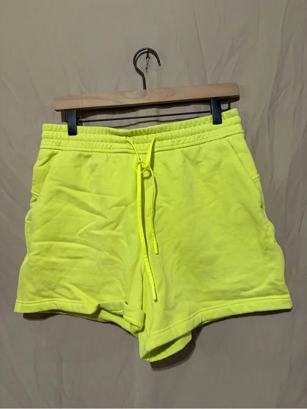 Lululemon Loungeful High-Rise Short 4" - Image 2