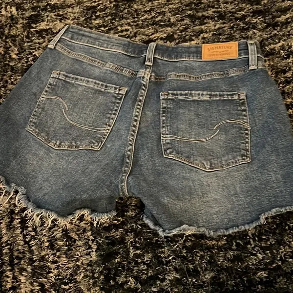 ‎Levi’s high rise shorts 6 - Image 4