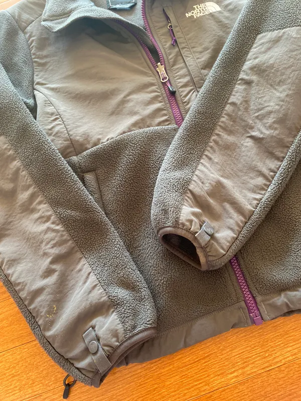 North Face Grey Fleece Jacket - Image 4