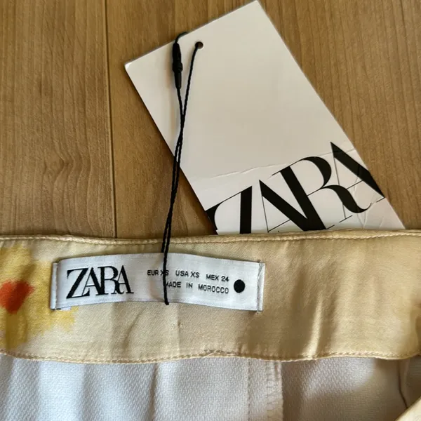 Zara Floral Midi Skirt - Image 3