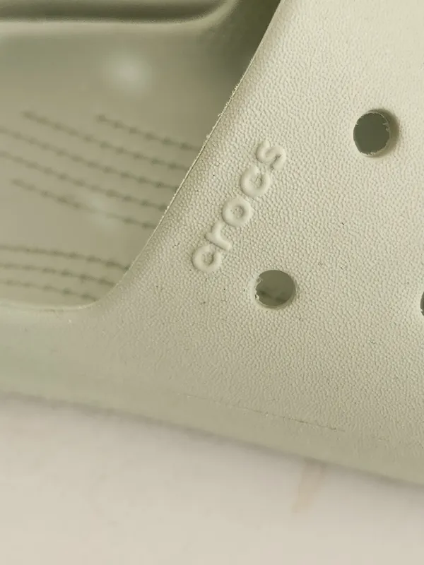 Crocs Pale Green Slide Sandals Size 7 - Image 7