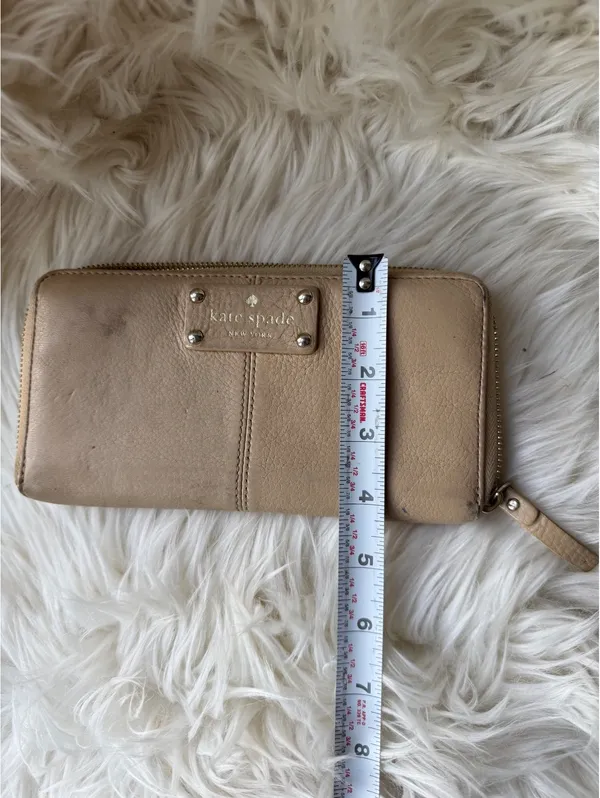 Kate Spade Beige Leather Zip-Around Wallet - Image 7
