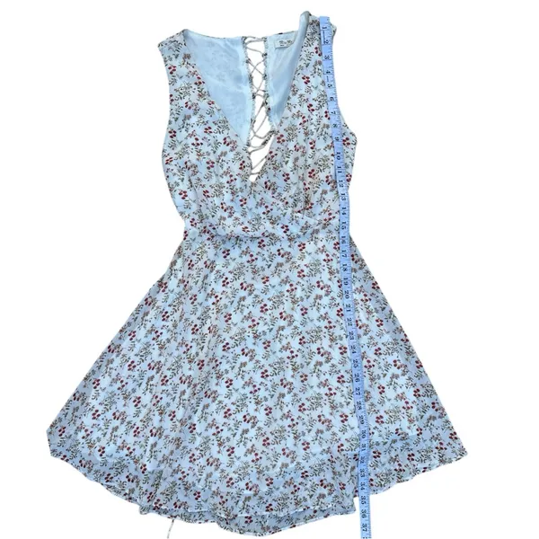 Miss Me Floral Lace-Up Back Skater Mini Dress Blue V-Neck Size M - Image 7