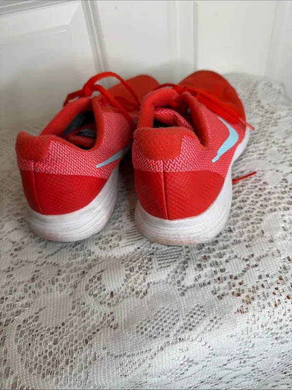 Nike Women's Coral-Red Running Sneakers with Aqua Swoosh Sz 8.5 (7Y) - Image 6