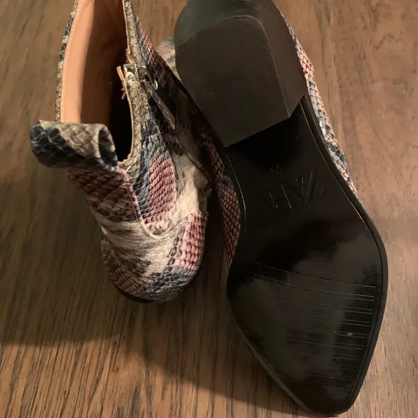 (K) Zara faux snake skin boots - Image 3