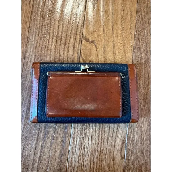 Dooney & Bourke pebbled vintage black and brown leather wallet medium - Image 6