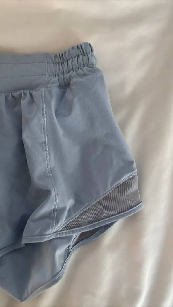 Lululemon Hotty Hot Short 2.5” - Image 4