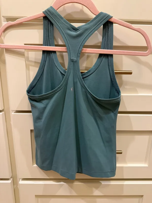 Lululemon race length tank - Image 2