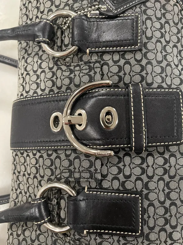 Coach Signature Mini Boston Shoulder Bag Leather Black Authentic Rare - Image 3