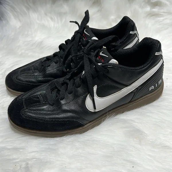 Adidas NIKE TIEMPO INDOOR SOCCER/CASUAL SNEAKERS ‎ SIZE 8.5. B87 - Image 2