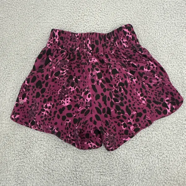 Lululemon Track That Shorts 5" Cheetah‎ Camo Athletic Athleisure Gym Women's 4 - Image 2