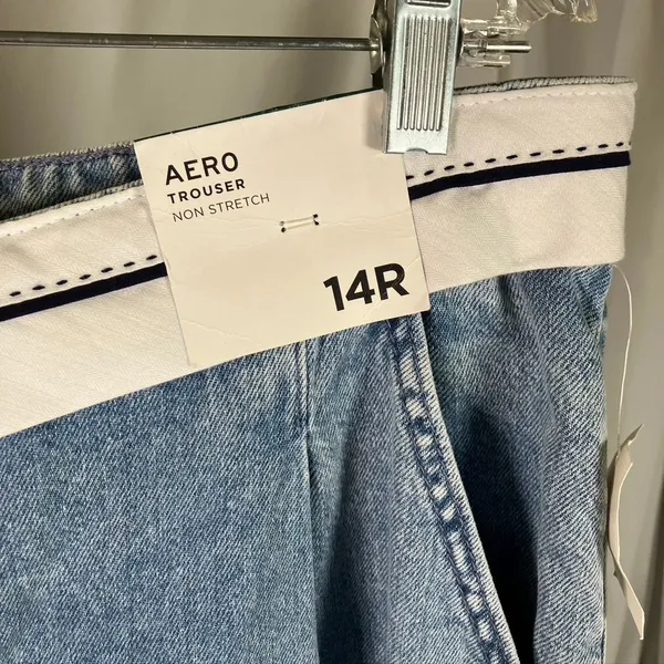 Aeropostale Womens 14R‎ Trouser Jeans White Waistband Light Wash Denim New - Image 2