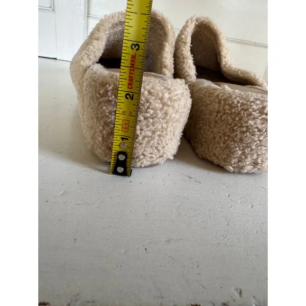 Free People beige fuzzy mules size‎ 8 - Image 9