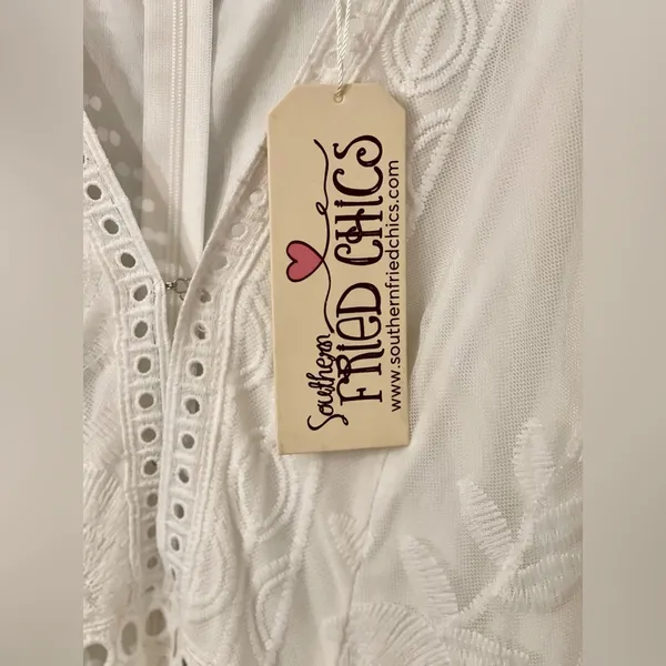 Southern Fried Chicks. Size L. White Long Embroidered Dress. New with Tags!!! - Image 6