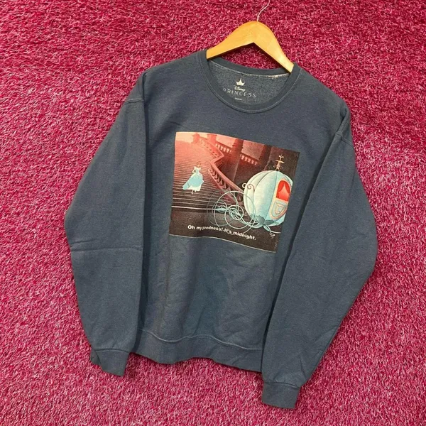 Cinderella Disney Animated Studios Movie Princess Crewneck L - Image 3