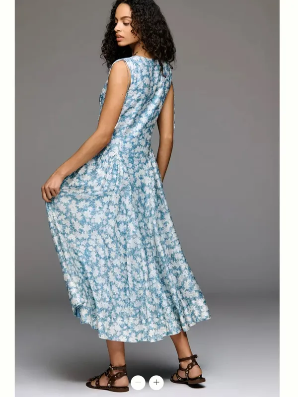 Anthropologie ASTR The Label Emmery V-Neck Midi Dress - Image 3