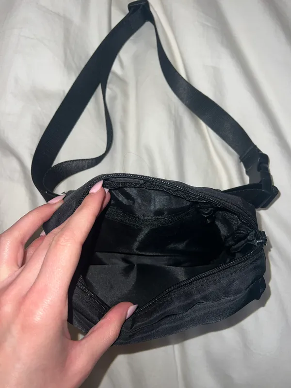 Dicks Sporting Goods Black Belt Bag - Image 2