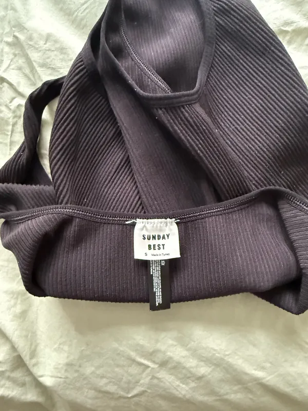 Aritzia sunday best halter ribbed bodysuit - Image 3