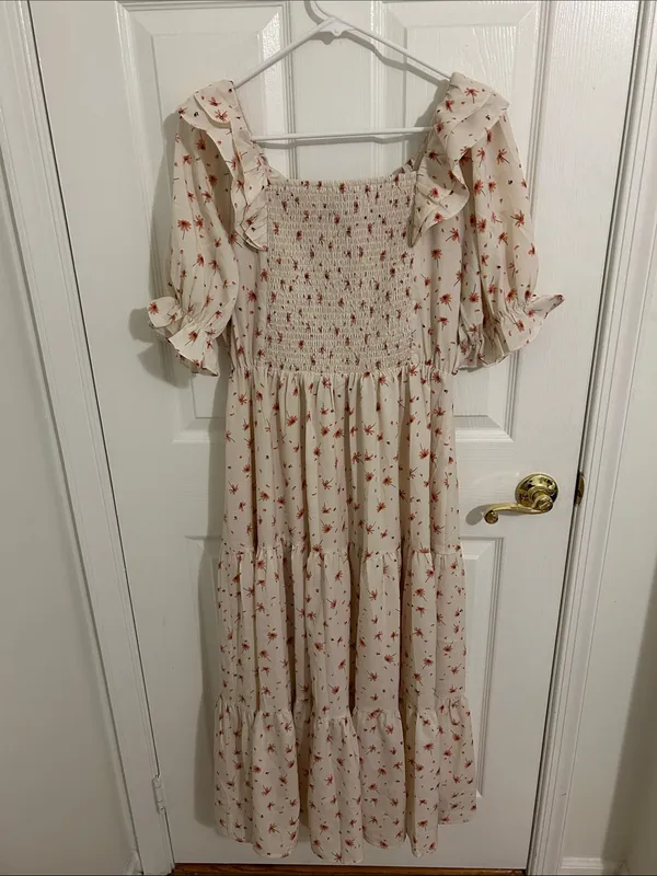 Jessakae Daydreamer Smocked Midi Dress In Cream Floral NWT Size Large - Image 9