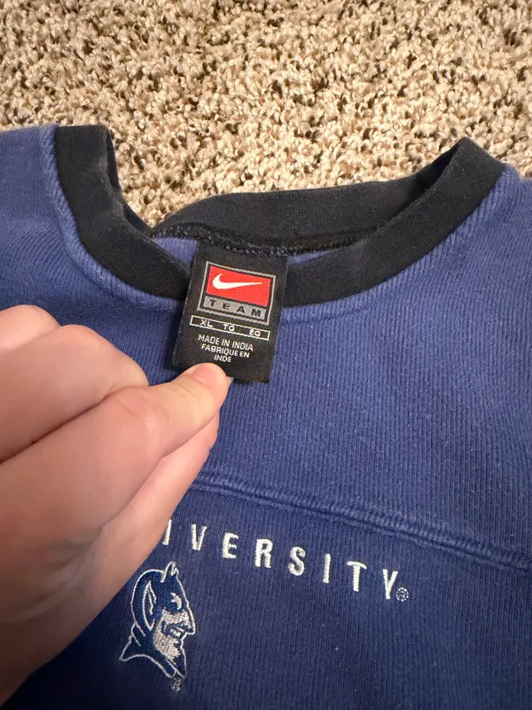 Vintage Nike Duke University sweatshirt - Image 3