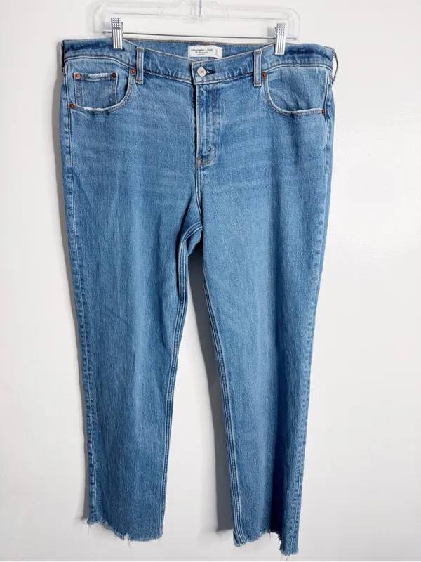 Abercrombie & Fitch 90s Straight Mid‎ Rise Raw Hem 33/16R Minimalist Casual - Image 2
