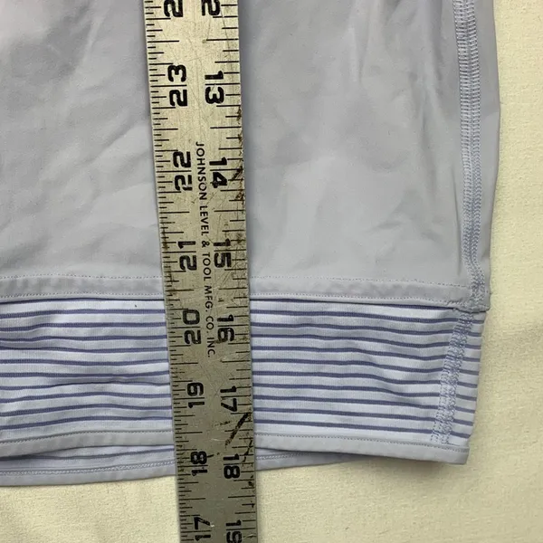 Lululemon size 6 stripe in stride Light Lavender crop Crewneck Athletic Top - Image 7