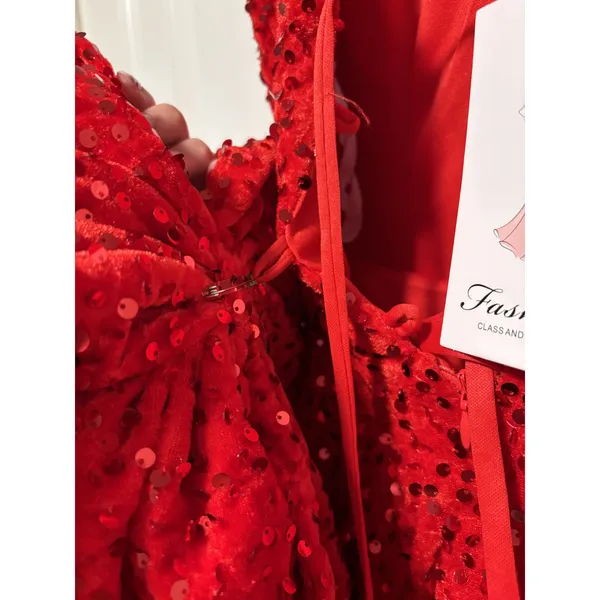 Red Sequin Party Dress Size 2 with Bow Back - Image 10