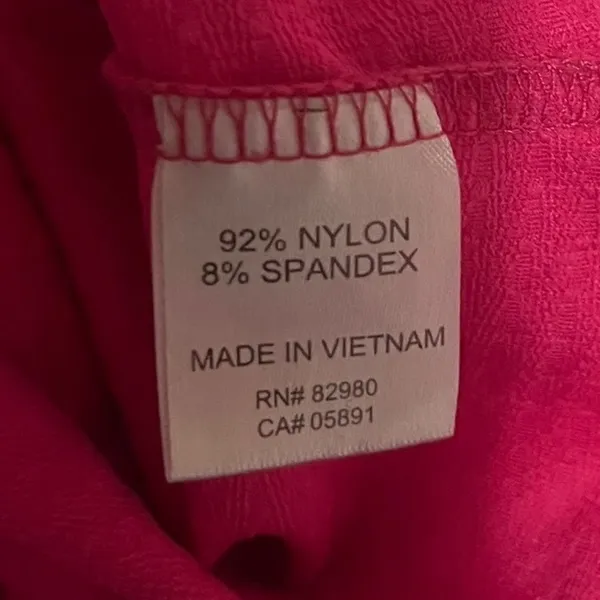 Bette & Court Swing Pink UPF 50 Quarter Zip Golf Top Moisture Wicking Large - Image 10
