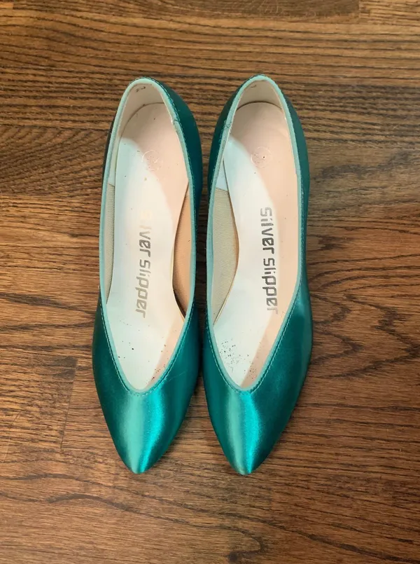 80s Vintage Kitten Heels - Image 2