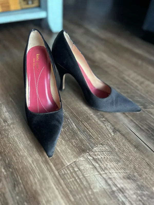 Kate Spade Vintage Black Suede Augustine Pointed Toe Heels Size 6.5 Womens - Image 2
