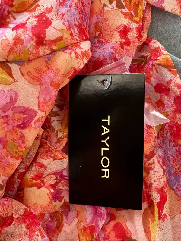 NWT Taylor Floral Tiered Maxi Dress Size 10 Pink Orange Ruffle Peplum - Image 5