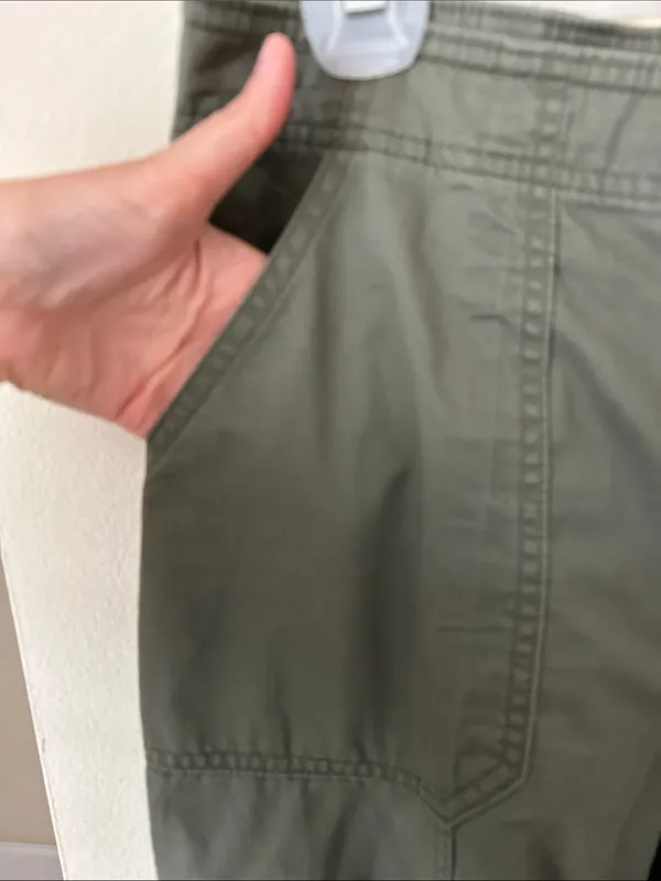 Abercrombie NWT green utility cargo wide leg cotton pants women 10 /30” - Image 4