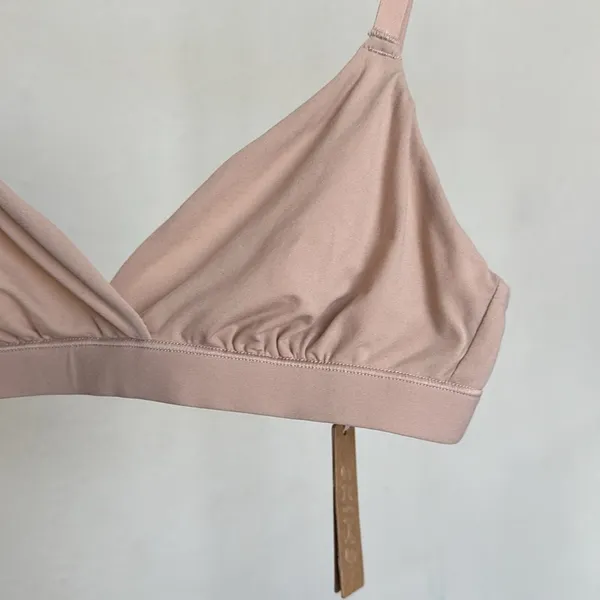 SKIMS FITS EVERYBODY CROSSOVER BRALETTE Color Clay‎ Size XS NWT - Image 3