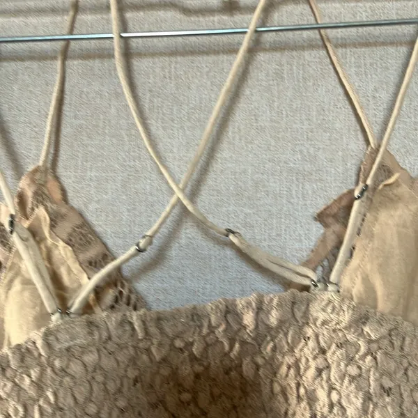 FINAL MARKDOWN Nordstrom Tan Lace Bandeau o s f m - Image 8