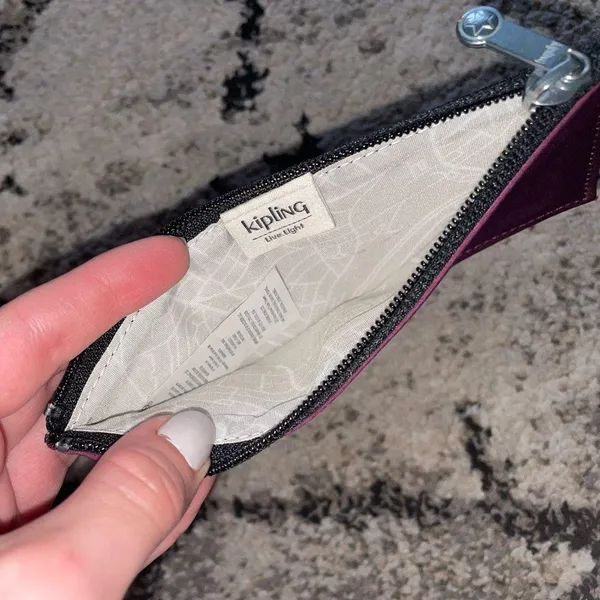 ⚠️SOLD⚠️cardholder - Image 4