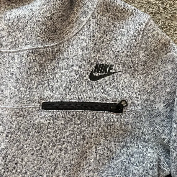 Nike Women’s Sportswear Summit Pullover Hoodie - Image 2