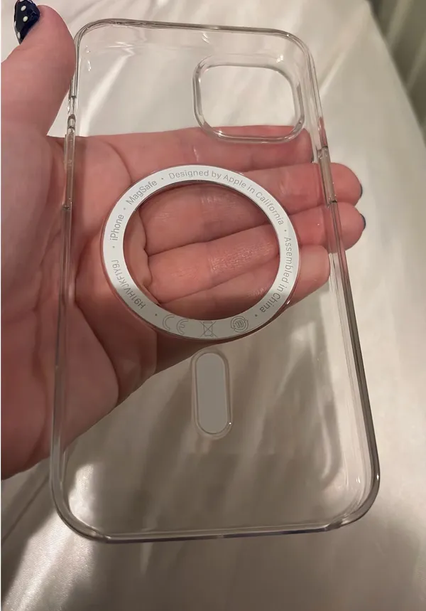 Clear iPhone 14 MagSafe Phone Case - Image 3