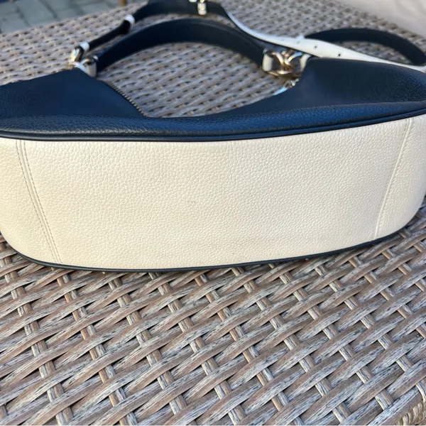 Coach Harley East West Hobo Navy Blue Ivory Leather Shoulder & Crossbody Bag - Image 5