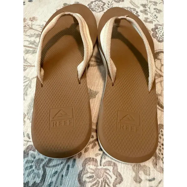 Reef Women’s Cushion Breeze Flip Flops Cloud Stripe Size 10 - Image 4
