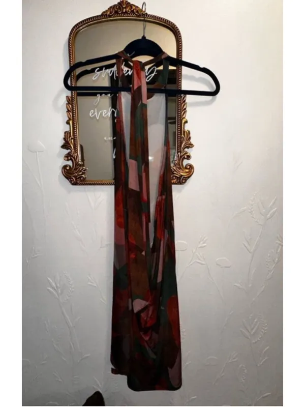 Women's PRETTYLITTLETHING Plus Maxi Dress Size 16 Brown Green - Image 3