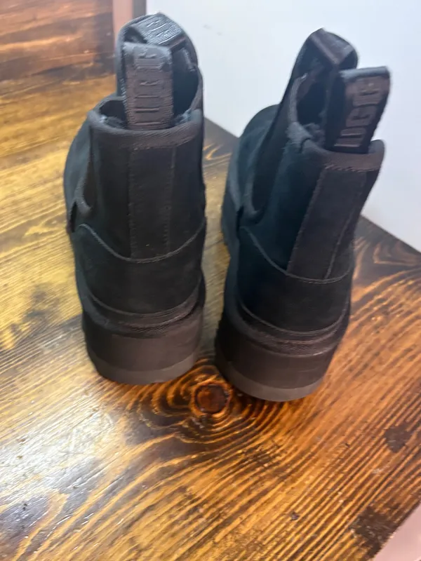 UGG Black neumal Chelsea platform boot size 8 - Image 7