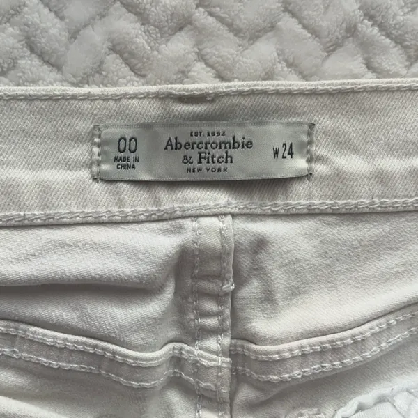 Jean Shorts - Image 3