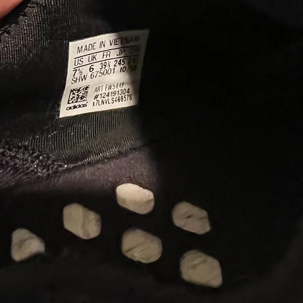 Adidas Nmd R1 - Image 4