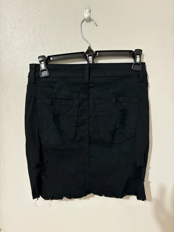 Black Jean mini skirt - Image 2