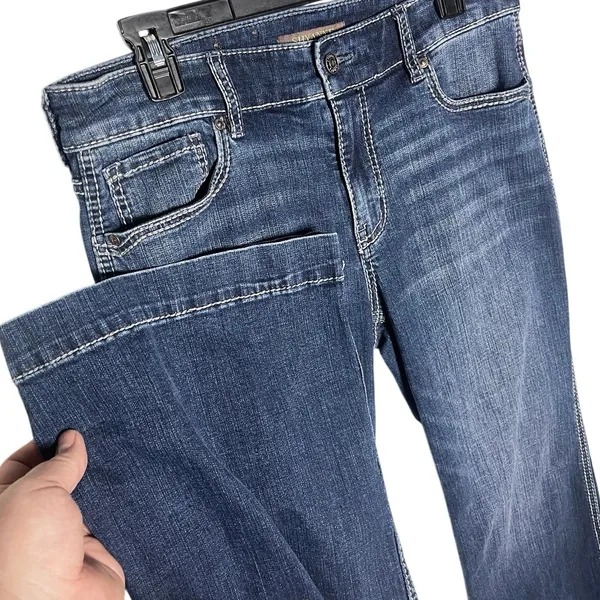 SHYANNE Women’s Tess Mid Rise Trouser Jean Washed Indigo Blue - Image 4
