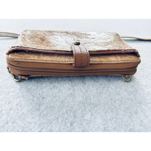 The Sak Leather Embossed Wallet Wristlet Travel‎ Organizer With Strap - Image 7