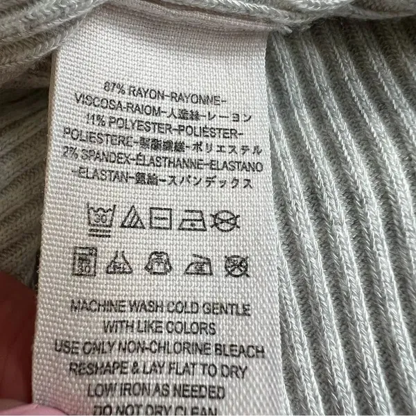 We the Free Split Side Tuesday Tunic V-Neck Knit Top Size Large Light Grey - Image 9