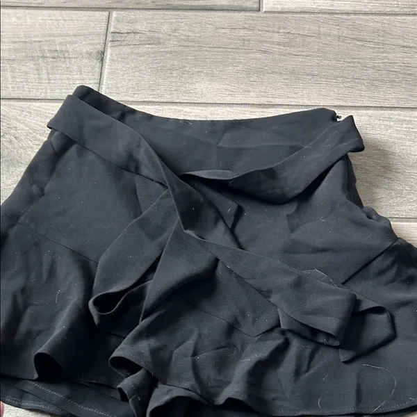 Zara Elegant Black Skirt - Image 3