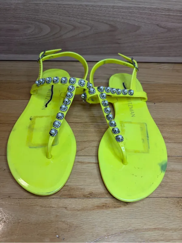 Stuart Weitzman Goldie Jelly Sandals in Neon Yellow - Size 7 - Image 3