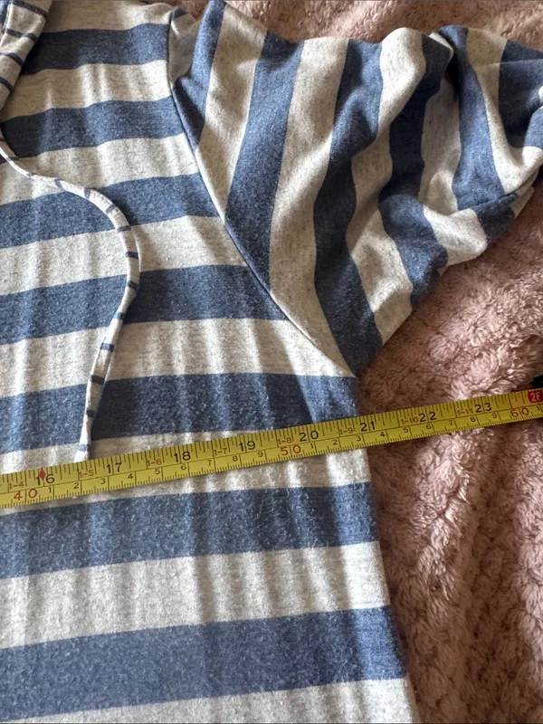 Tommy Bahama blue and gray striped hooded swimsuit coverup, size L - Image 7